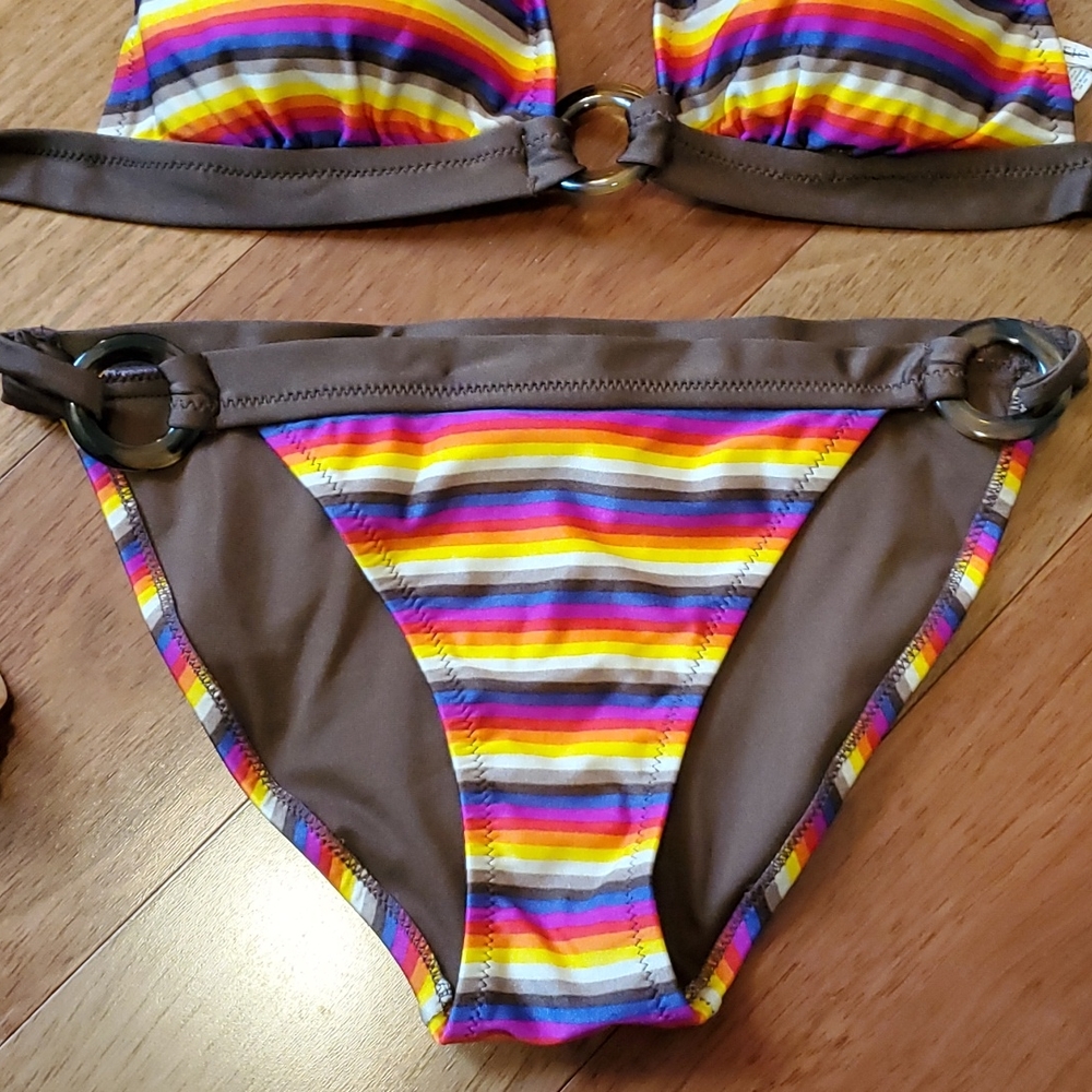 Bikini 👙 - Picture 2 of 3